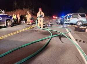 Three hurt in head-on Slingerlands Route 85 crash – Spotlight News