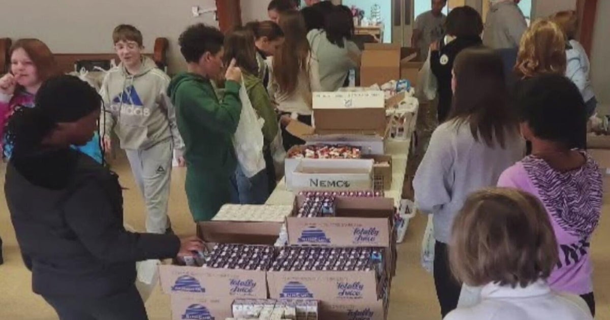 New Castle School District program helps put food on the table for hundreds of students