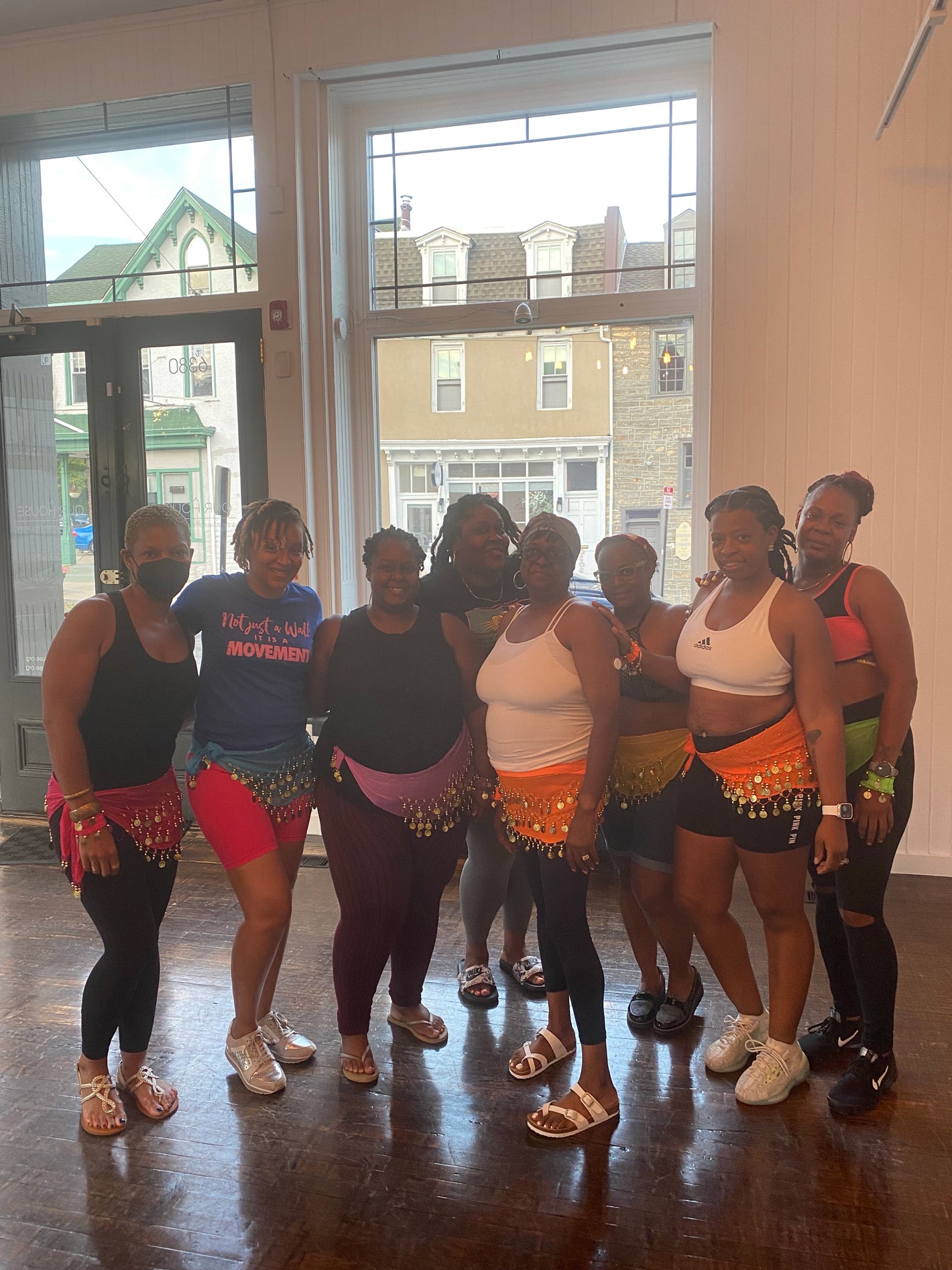  Diona Murray and group of ladies in belly dancing class. 
