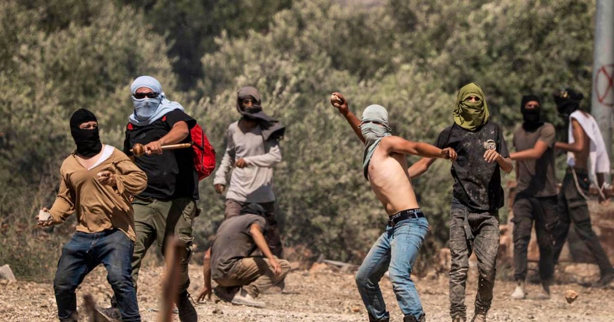 Israel: Palestinians: Injured after settler attack near Bethlehem