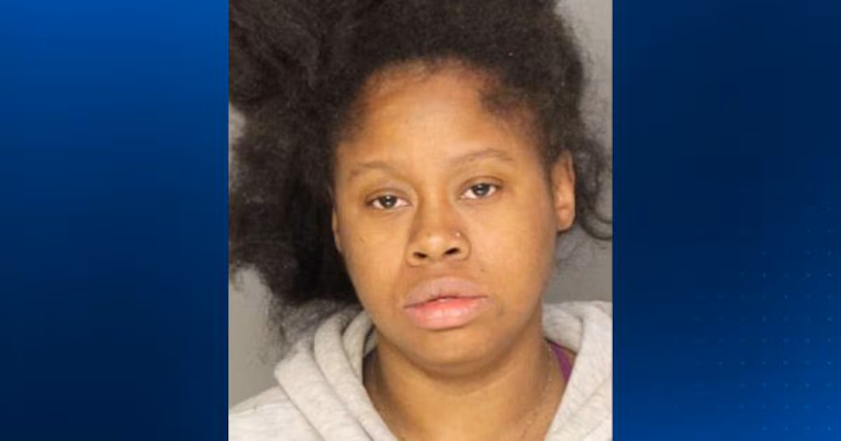 Mother arrested, charged with DUI after 4 children are found in crashed U-Haul in Pittsburgh