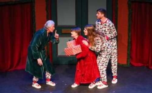“Christmas Follies 26” at Touchstone Theatre – Lehigh Valley Press