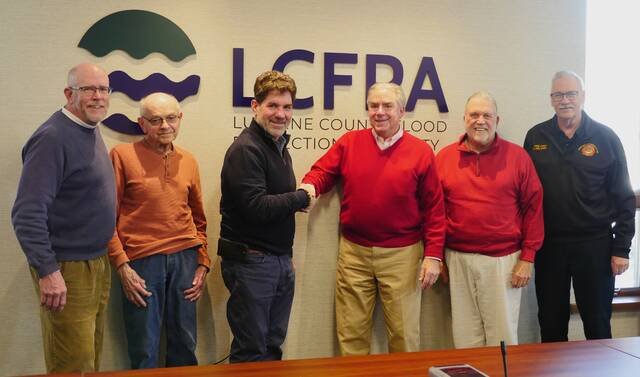 Christopher Belleman attends last board meeting as Wyoming Valley Levee overseer