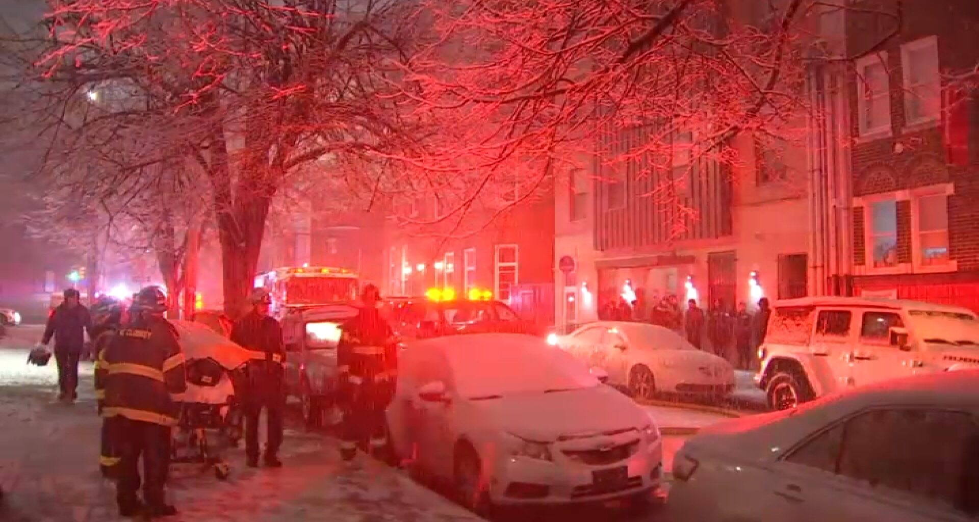 2 officers hospitalized after North Philadelphia apartment fire