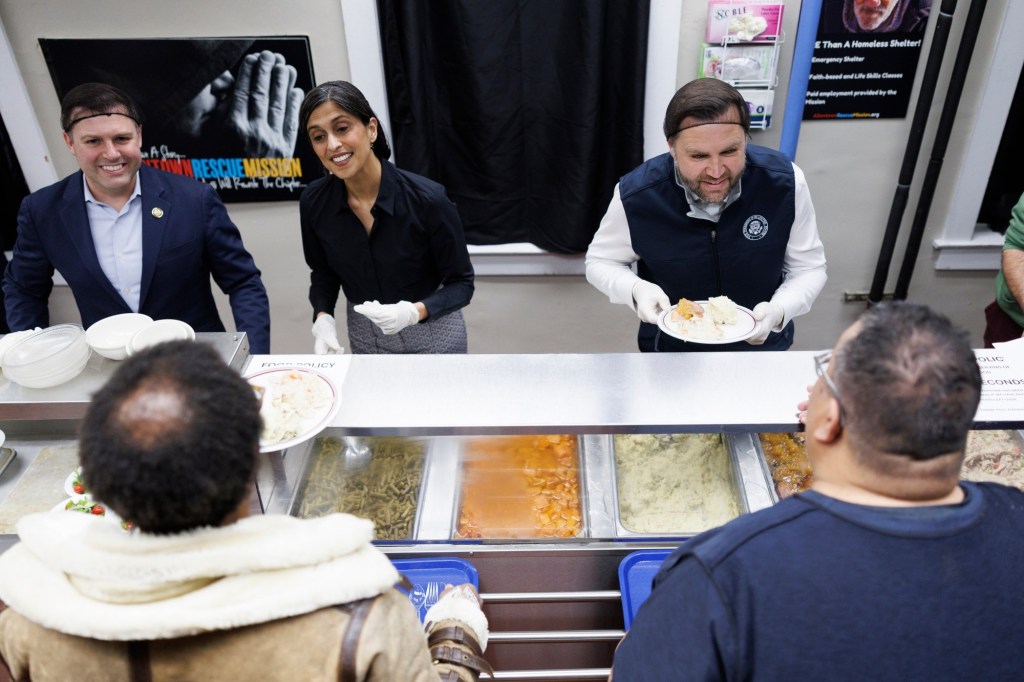JD Vance and Usha Vance serve food at Allentown Rescue Mission: Photos