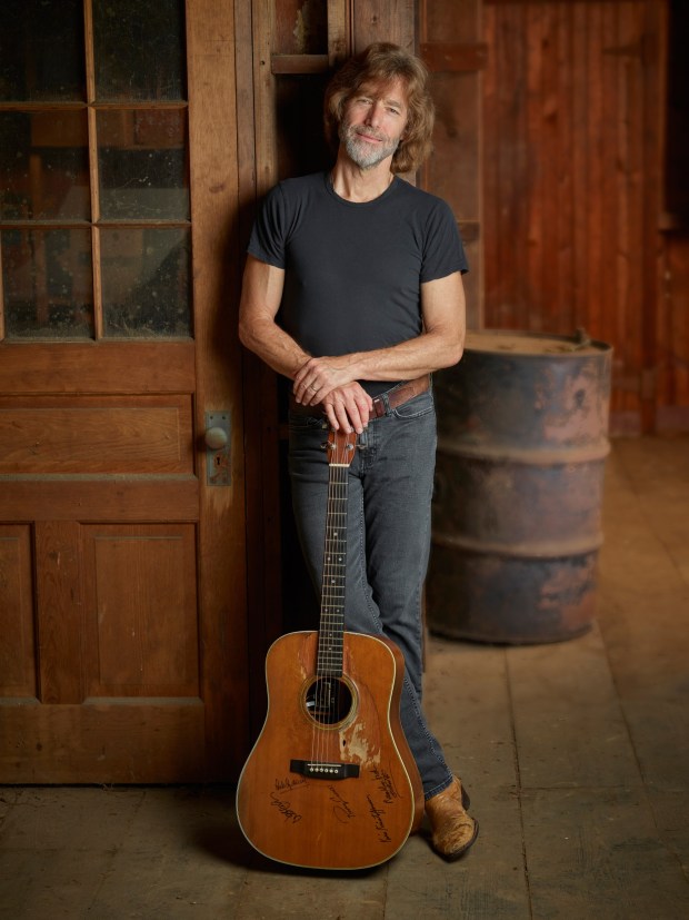 Singer-songwriter John Flynn is performing a benefit concert in Bucks County. (COURTESY OF LANSDOWNE FOLK CLUB)