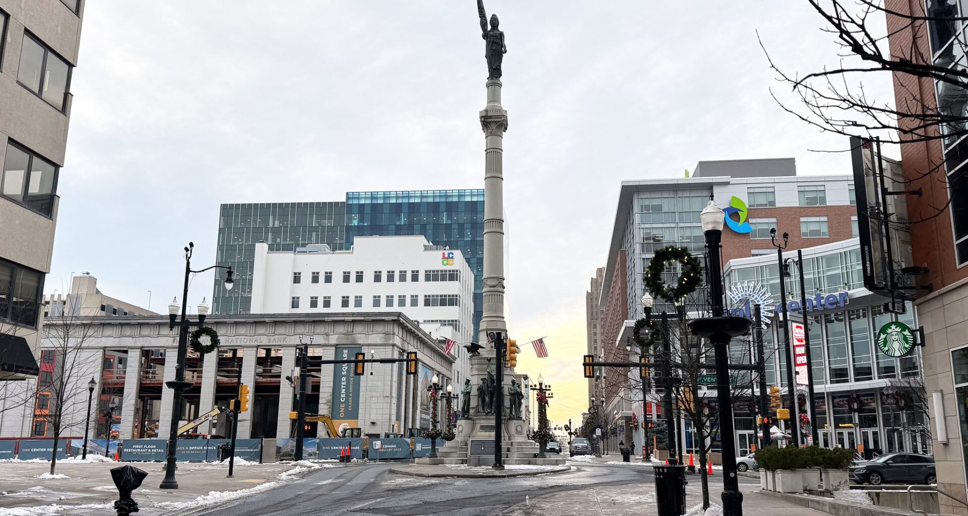 Trump's 'A+++++' economy collides with the reality in a Pennsylvania city critical to the midterms