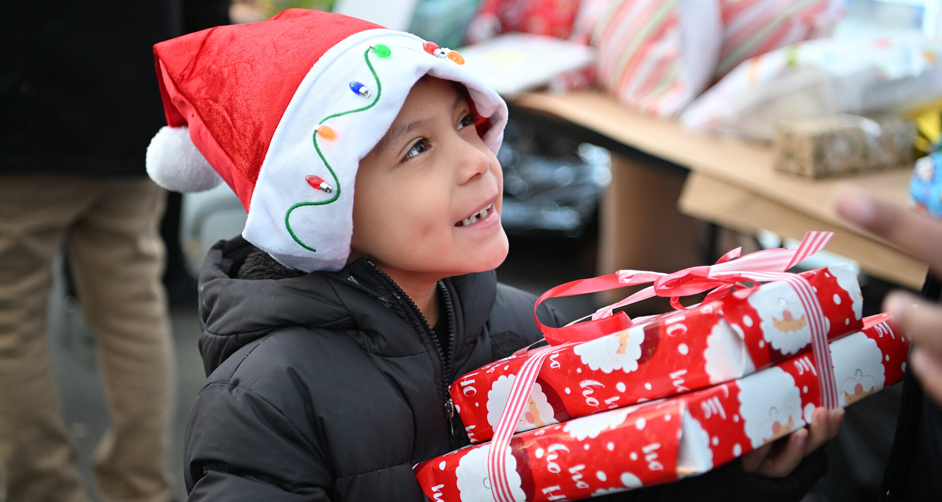 Bethlehem in Paterson brings Christmas spirit to people in need – The Beacon