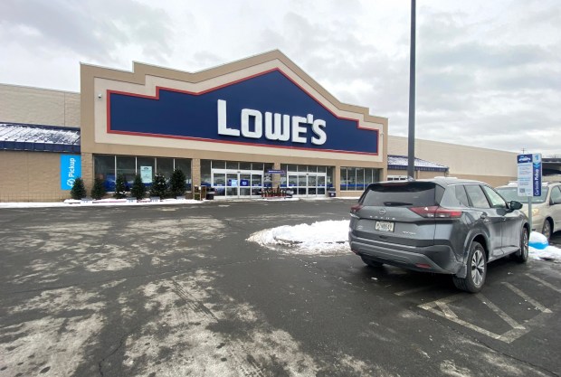 The Lowe's in Scranton is shown on Monday afternoon. (SEAN MCKEAG / STAFF PHOTOGRAPHER)