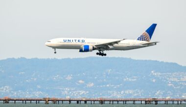 Holiday air travel surges past 8 million as winter weather disrupts flights in Philadelphia area