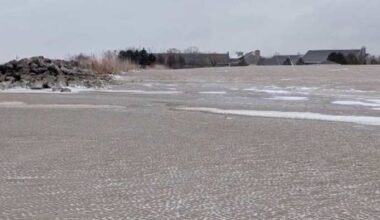 High winds cause seiche on Lake Erie