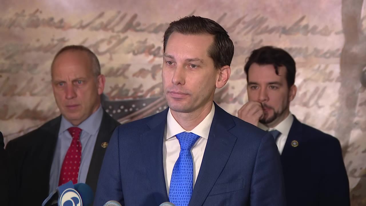 Tayvine Jones: Prosecutors announce charges against accused Philly gang hitman