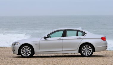 Abandoned BMW 5 Series Becomes an Ice Cave on Lake Erie