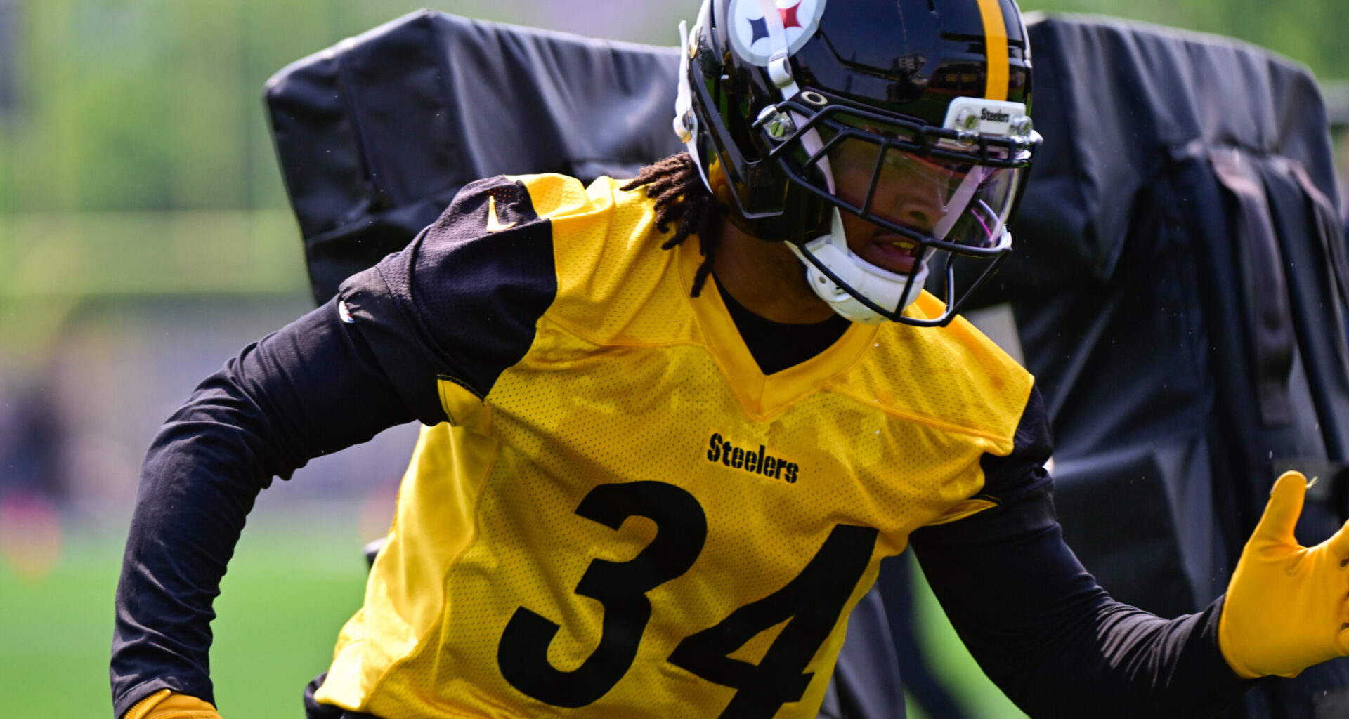 Steelers Rookie Injured Again in First Practice Back with Team