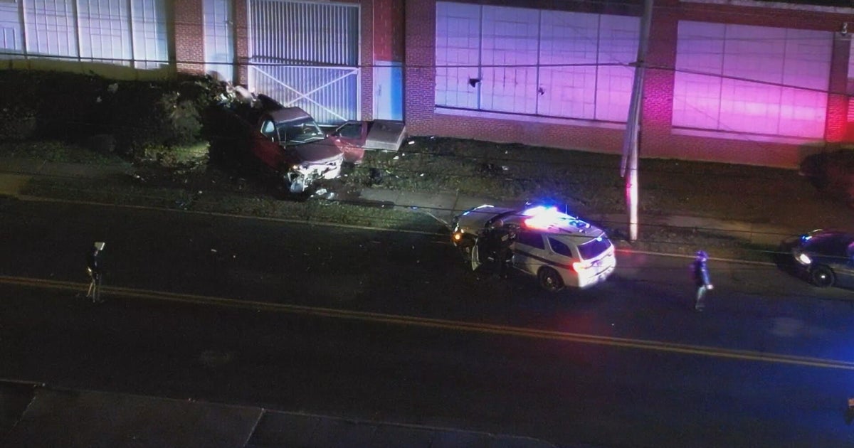 Man who hit PSP troopers with his truck and fled from officers dies after crash in Allentown, police say