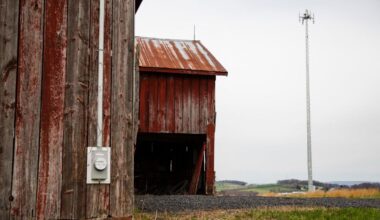 Amazon, SpaceX could receive millions in fed grants. Will it help Pa. residents in need of faster internet? | Pennsylvania News