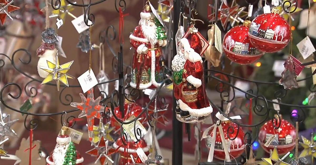 'Dear Santa' store on Main Street Bethlehem delights visitors with unique handcrafted holiday gifts | Bethelehm Area