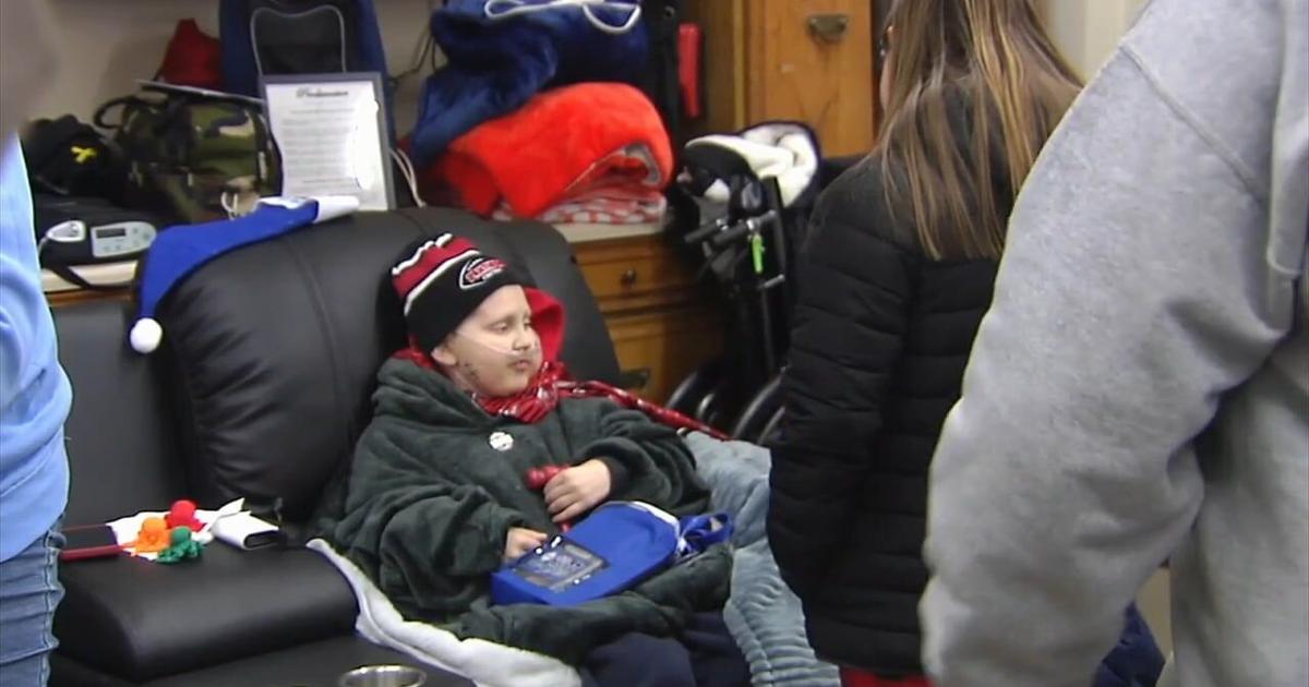 Leesport community rallies for 13-year-old battling brain cancer at 'A Very Riley Christmas' | Northern Berks County