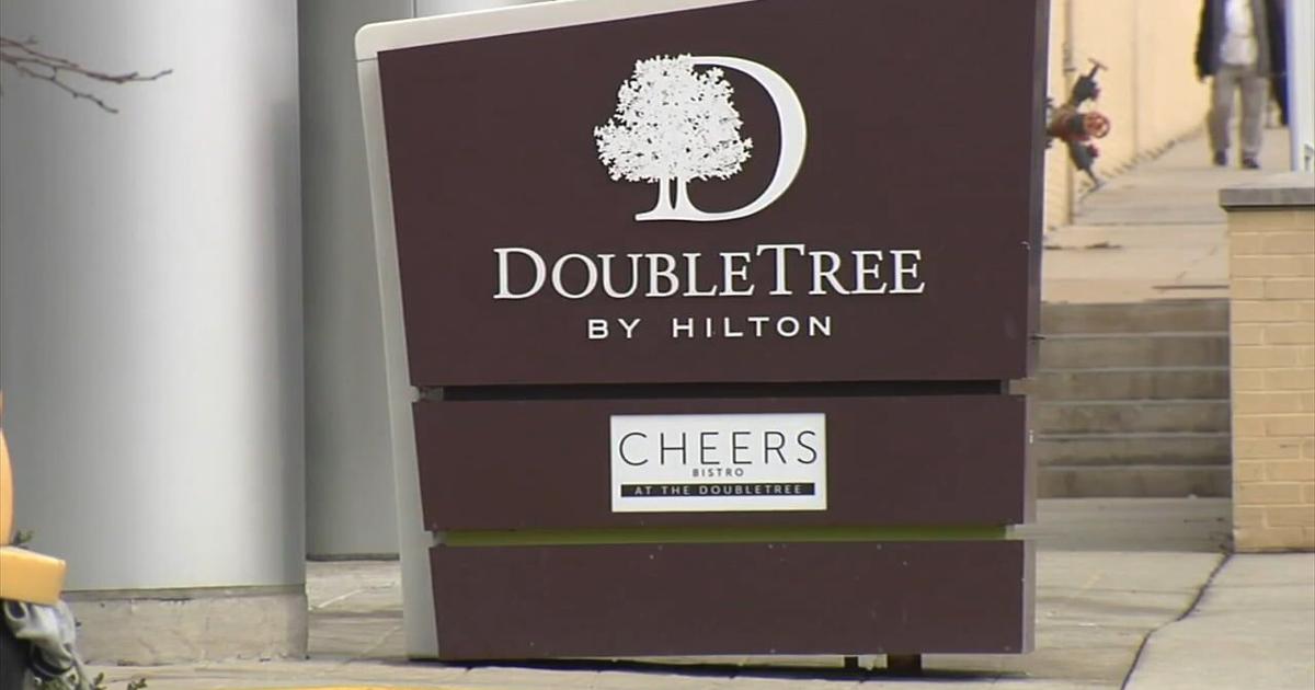 Reading hotel offers free stays for families of hospital patients over the holidays | Reading Area