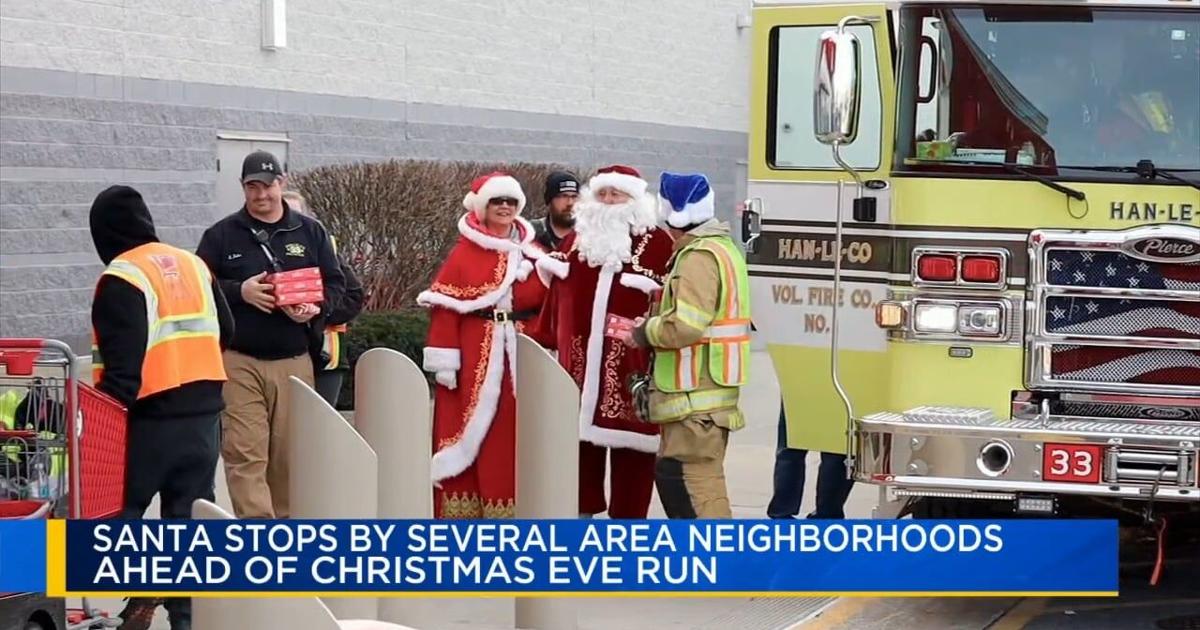 Local fire departments escort Santa and Mrs. Claus for Saturday gift deliveries | Lehigh County