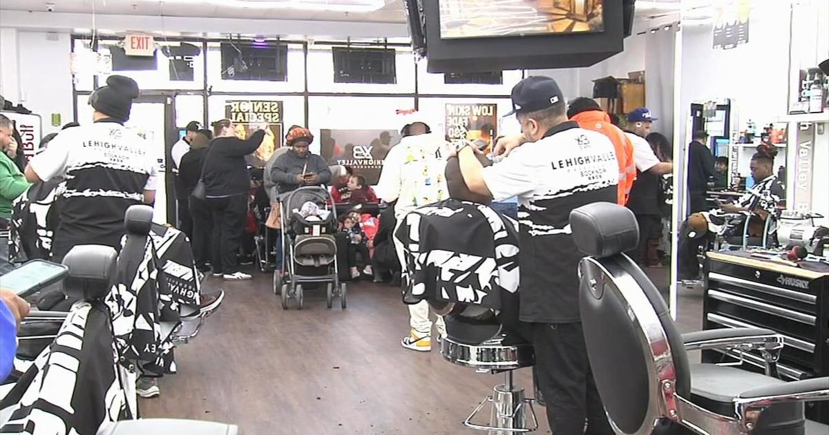 Allentown barbershop hosts free haircut and toy giveaway for kids in need | Allentown Area