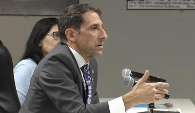 ‘It's fiscally irresponsible’: Allentown mayor and city council at odds over 2026 budget | Allentown Area