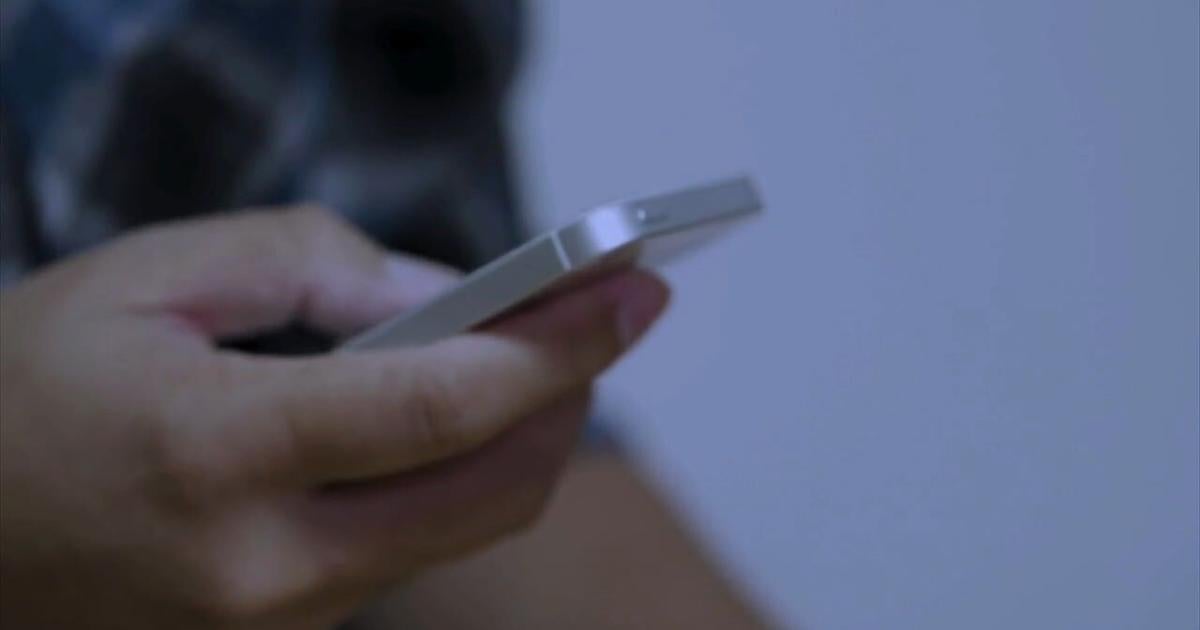 Bill targets student cell phone use in New Jersey schools | New Jersey News