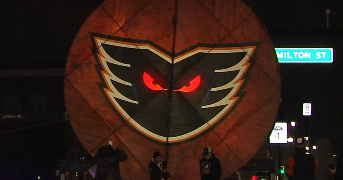 Allentown gears up for annual giant hockey puck drop on New Year's Eve | Lehigh Valley Regional News