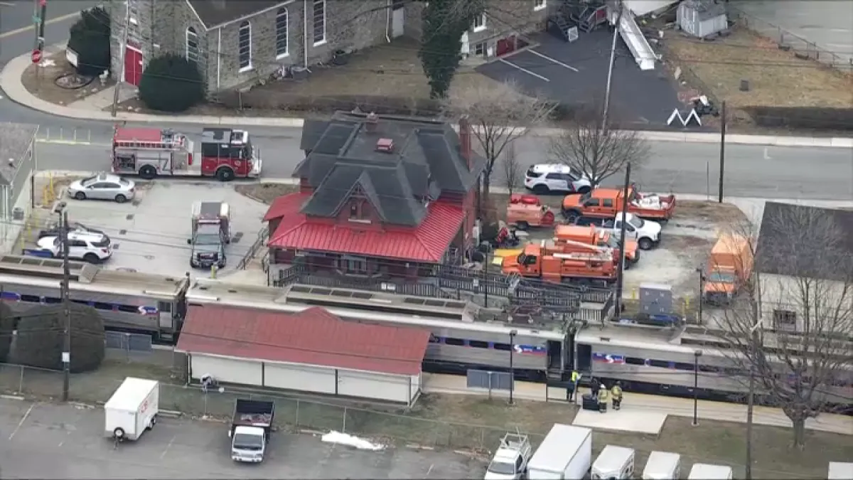 SEPTA train hits and kills person in Delco – NBC10 Philadelphia