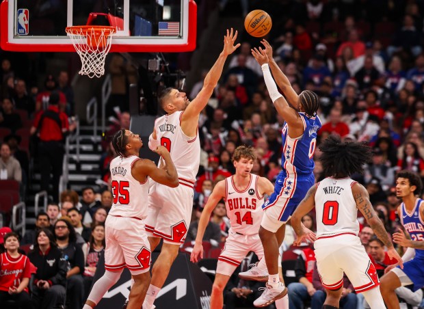 Philadelphia 76ers guard Tyrese Maxey (0) shoots the ball in the first quarter during a game against the Bulls, Friday, Dec. 26, 2025, at the United Center in Chicago. (Dominic Di Palermo/Chicago Tribune)