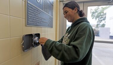 Pennsylvania lawmakers look to ban cellphone use in classrooms