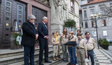 The Peace Light from Bethlehem Arrives at Mariánské náměstí in Prague