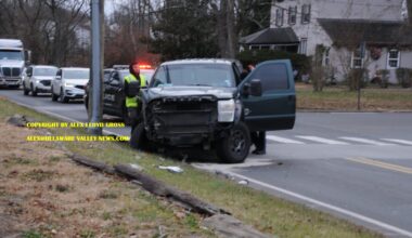 Vehicle Collides With Pole On Bensalem Boulevard – Delaware Valley News