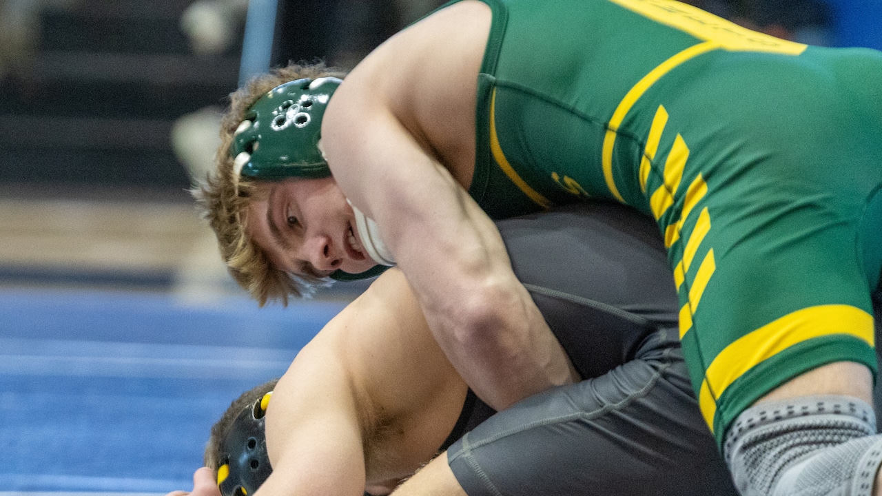 Team wrestling rankings for Dec. 31: Welcoming a newcomer