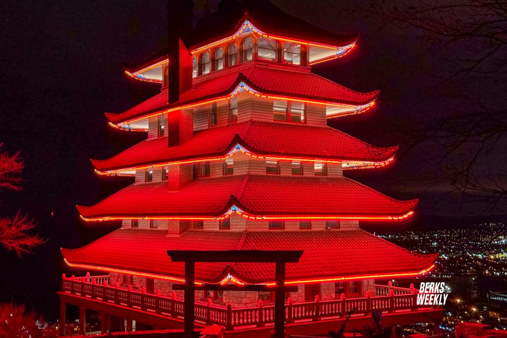 City of Reading announces the return of Pagoda’s Christmas Eve blinking tradition