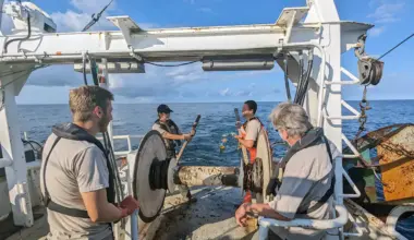 Ohio DNR Bottom Trawl on Lake Erie
