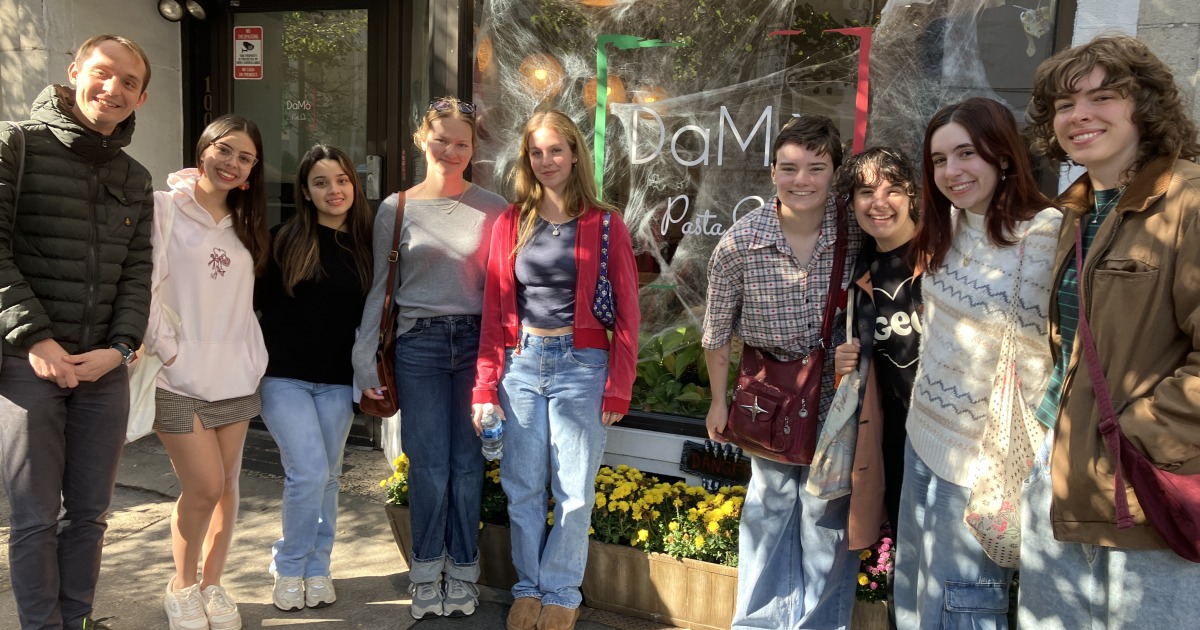 Students Get a Taste of Italian Culture at DaMo Pasta Lab