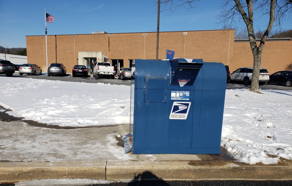 Bags of stolen mail, postal service master key recovered by Central Berks police after chase of suspects
