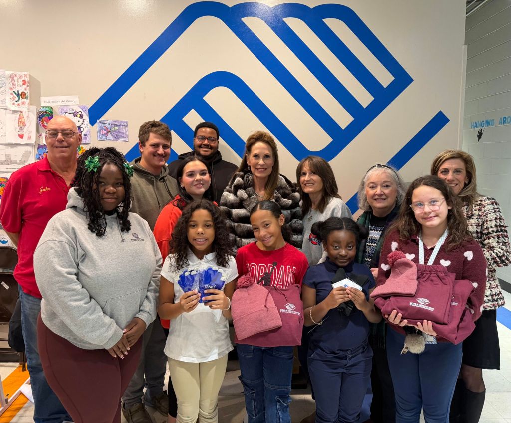 Minicozzi Race Committee and UNICO Scranton Chapter bring Christmas cheer – Scranton Times-Tribune