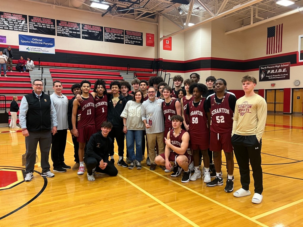 Battaglia secures 400th career victory – Scranton Times-Tribune