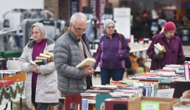 Crunching the books at Friends of the Scranton Public Library sale – Scranton Times-Tribune