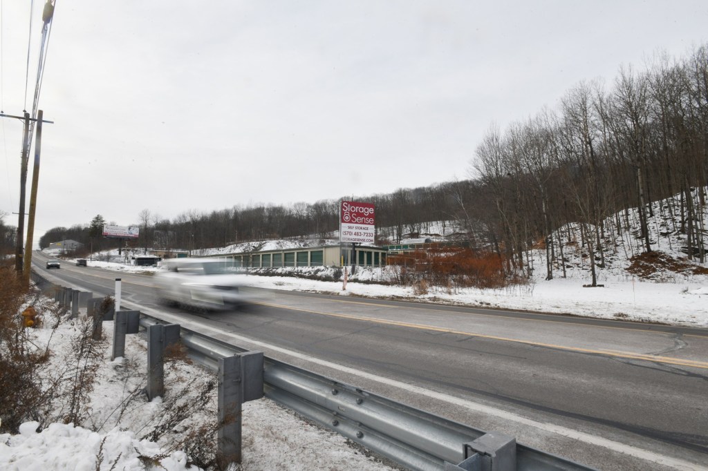 Mayfield to hold public hearing on data center legislation Wednesday