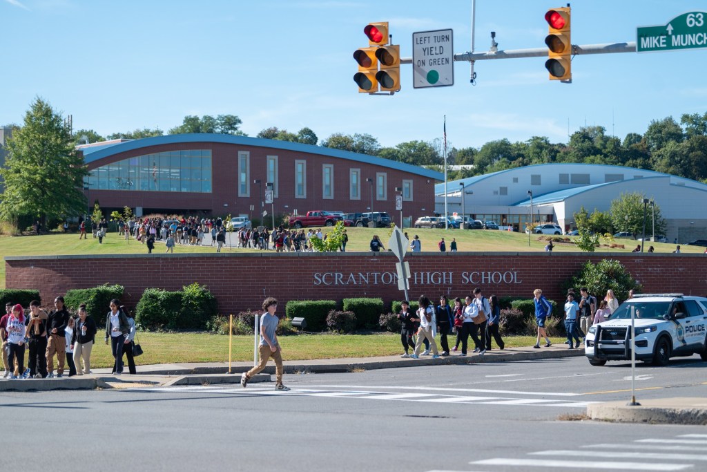 Scranton School Board approves 2026 district budget with no tax hike