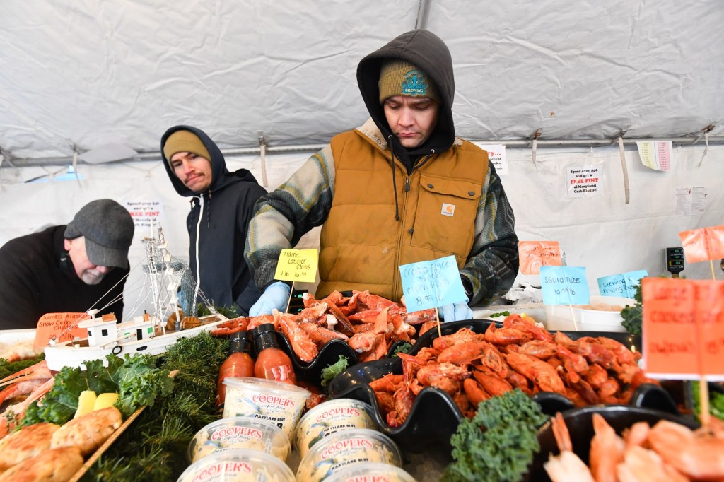 Seafood sales steady for New Year's Eve