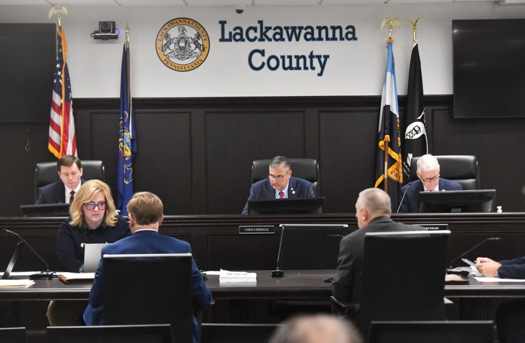 Lackawanna County contract with SEIU to save $1.2M in health care costs