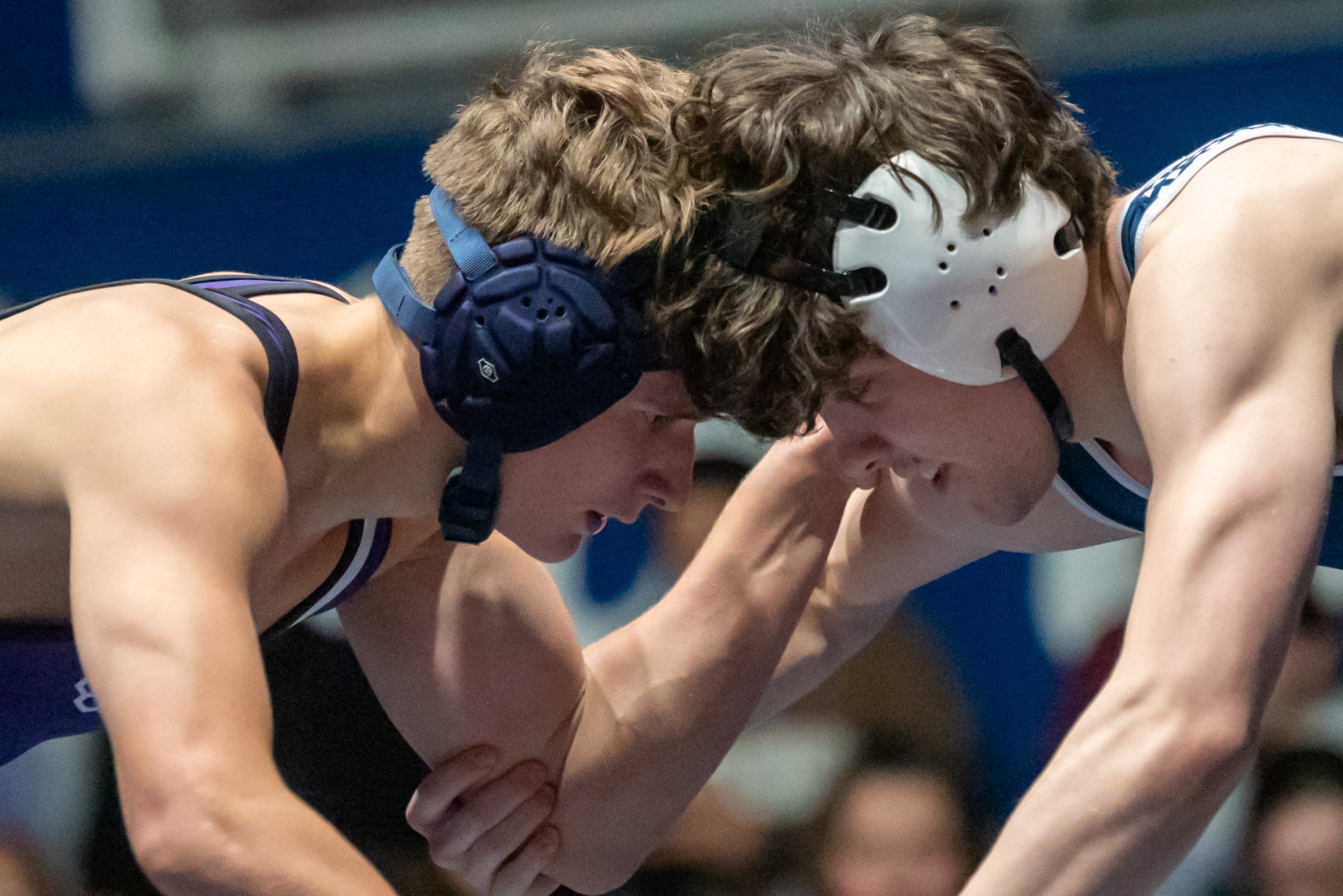 West Scranton’s Matthew McKeefery, right, wrestles Wallenpaupack’s Jacob Yancewicz during...