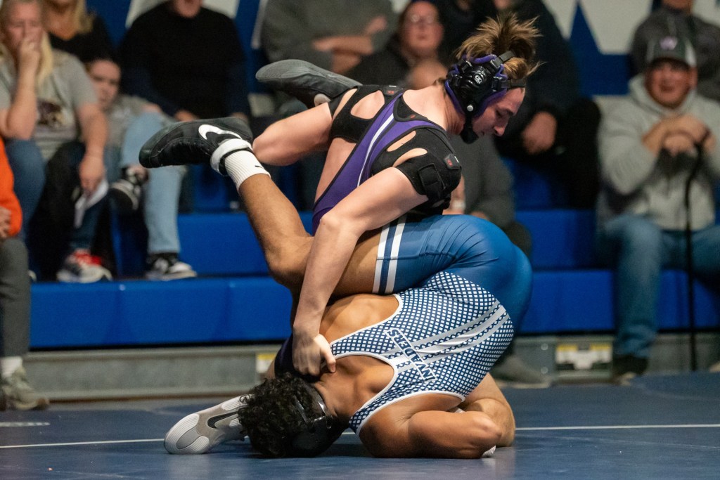 Wallenpaupack opens league title defense with win over West – Scranton Times-Tribune