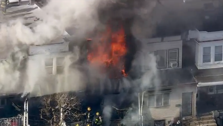 Fire erupts in Philadelphia rowhome; several homes apparently impacted
