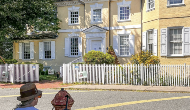 "Historic" wrestling matches; Seniors and winter; Weekly gun violence brief