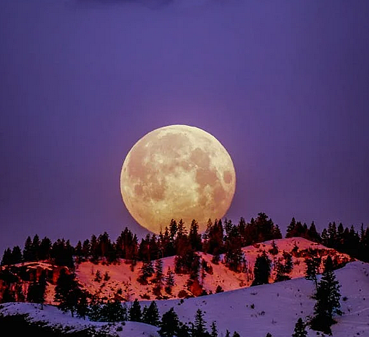 Thursday moonrise signals final supermoon of 2025 over Pennsylvania sky
